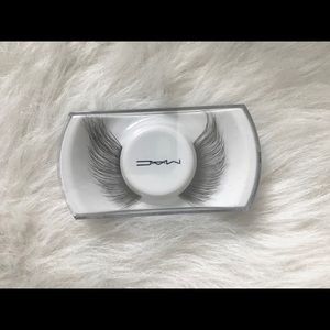 Brand new Authentic Mac #47 lashes